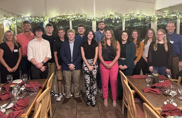 Professor Shelly Stump, Alex Watty, Ethan Cutlip, Zach Bolen, Zach Setliff, Colin Wiley, Brayden Cline, Tori Parks, Dylan Browning, Amberlie Wilson, Amber Williams, Trinity Bennett, Bethany Burks, Cailyn Butler, and Dr. Logan Browning.