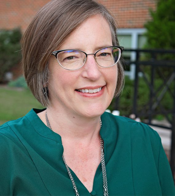 Dr. Tracy Luff, Professor of Sociology & Director of Honors Program
